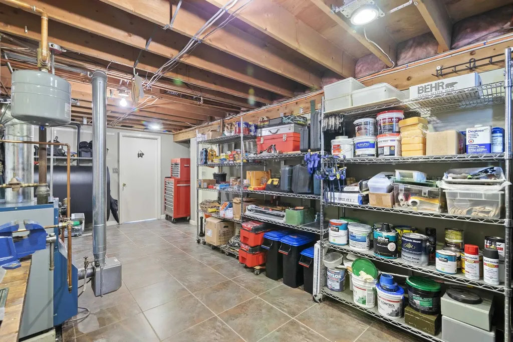 22 Beechwood Road Hudson NH 03051