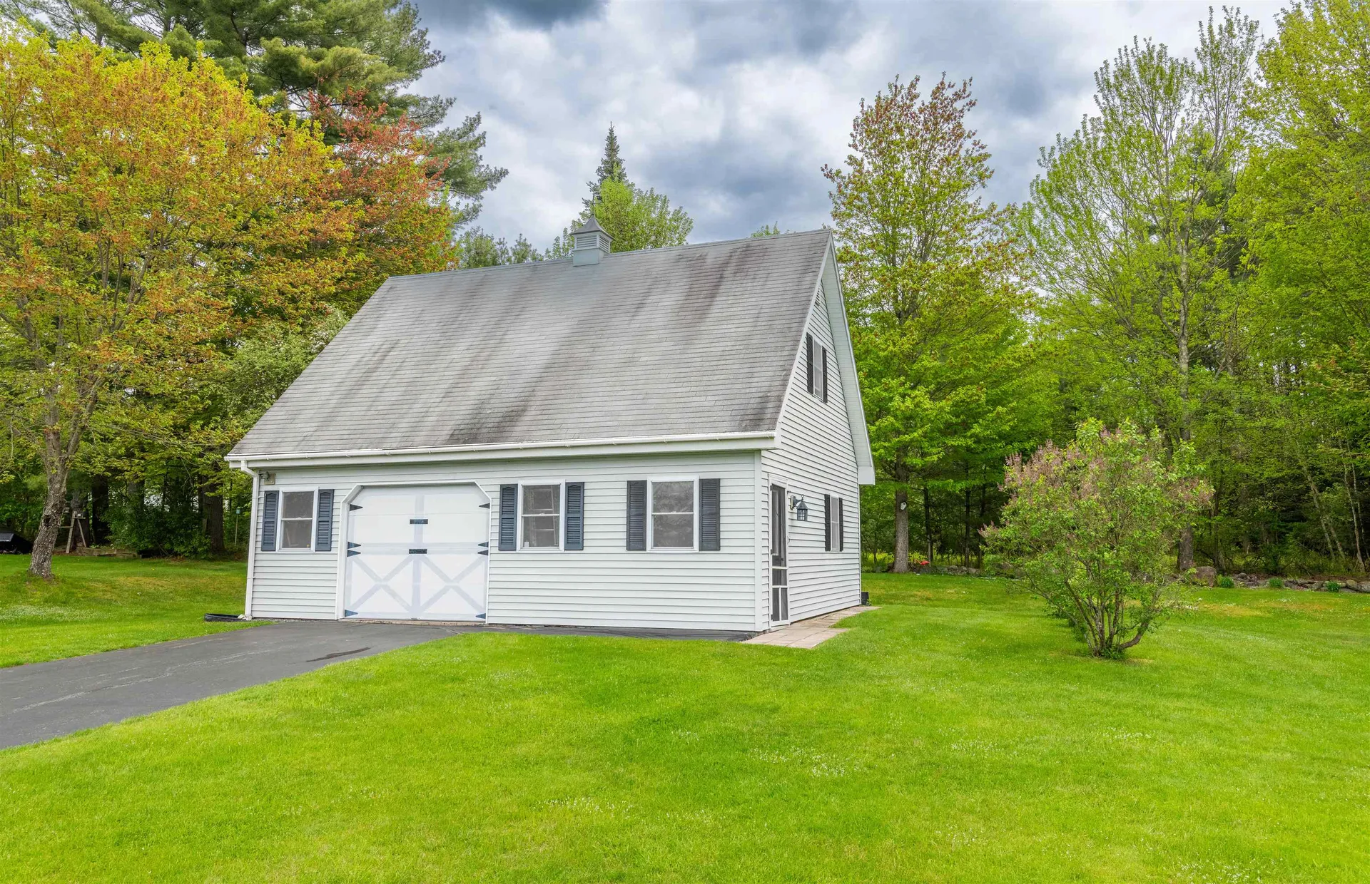 101 Tree Top Estates Haverhill NH 03374