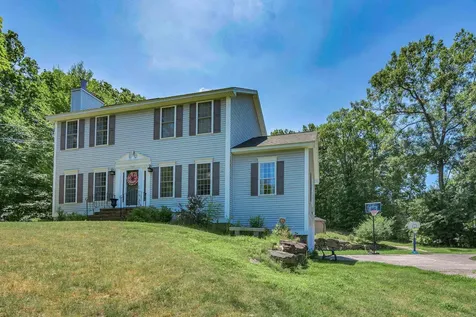 48 Overledge Drive Derry NH 03038