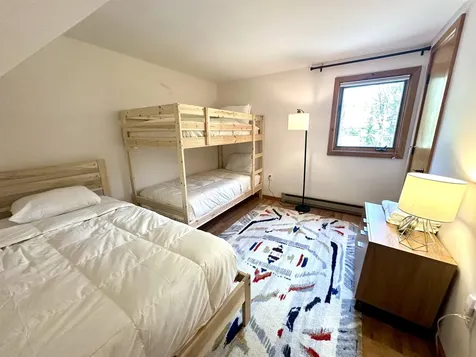 43B Suntec Loop Dover VT 05356