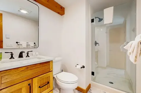43B Suntec Loop Dover VT 05356