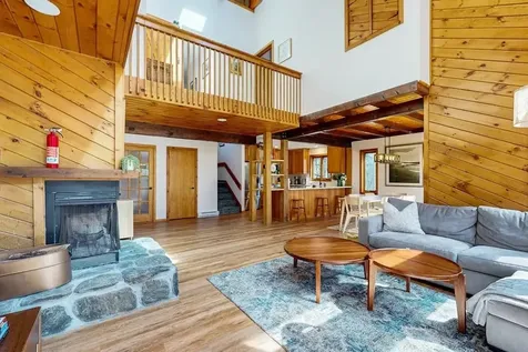 43B Suntec Loop Dover VT 05356
