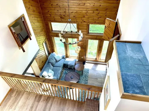 43B Suntec Loop Dover VT 05356