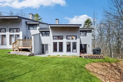 43B Suntec Loop Dover VT 05356