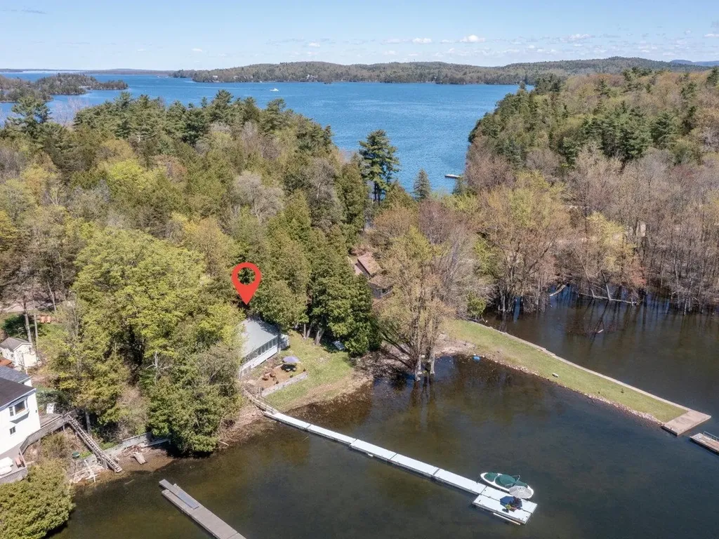 558 Coates Island Road Colchester VT 05446