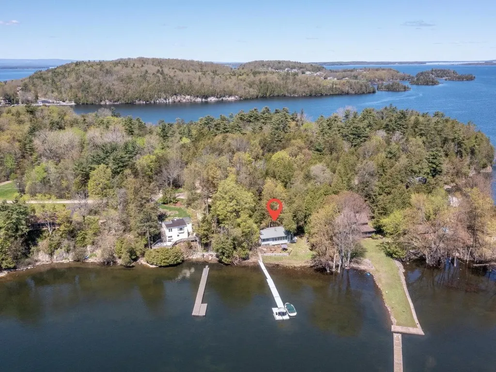 558 Coates Island Road Colchester VT 05446