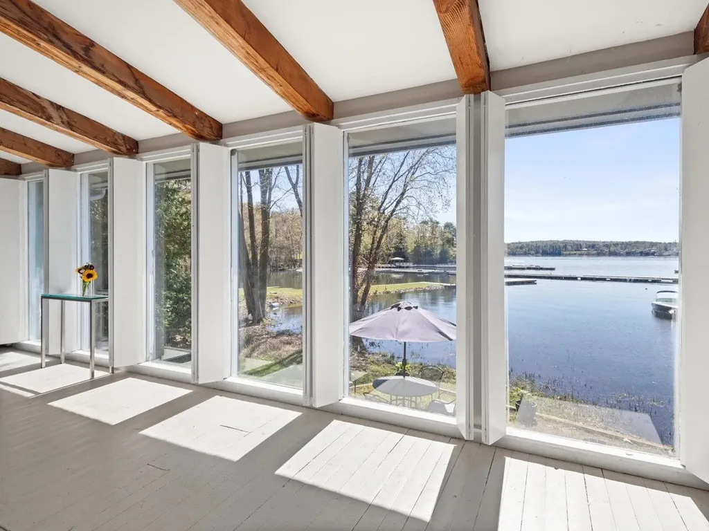558 Coates Island Road Colchester VT 05446