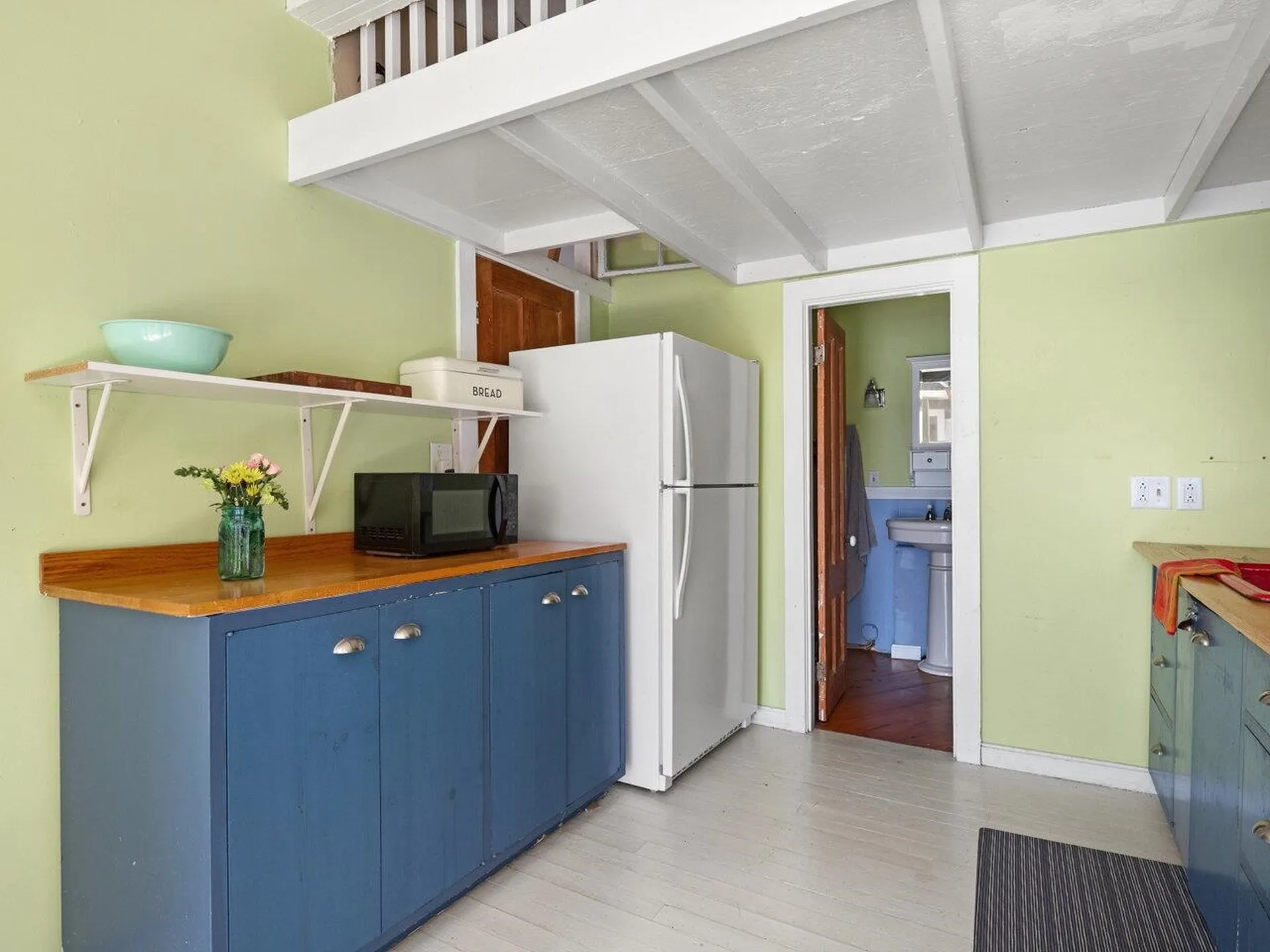 558 Coates Island Road Colchester VT 05446