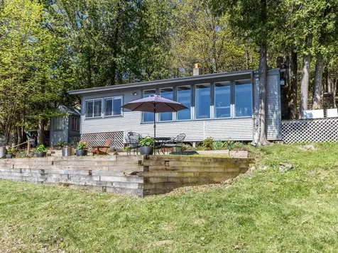 558 Coates Island Road Colchester VT 05446