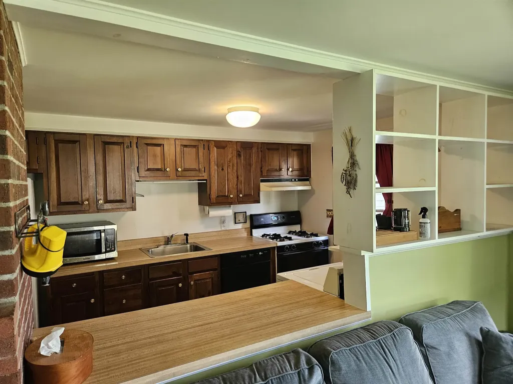 12 East Road Middlebury VT 05753