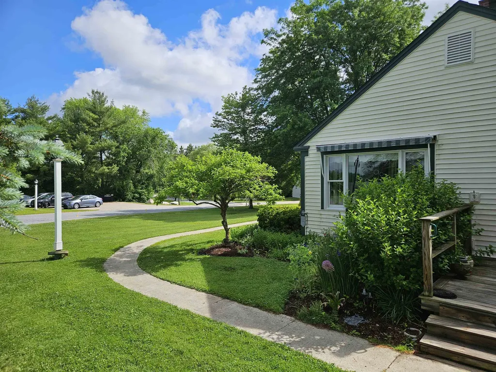 12 East Road Middlebury VT 05753