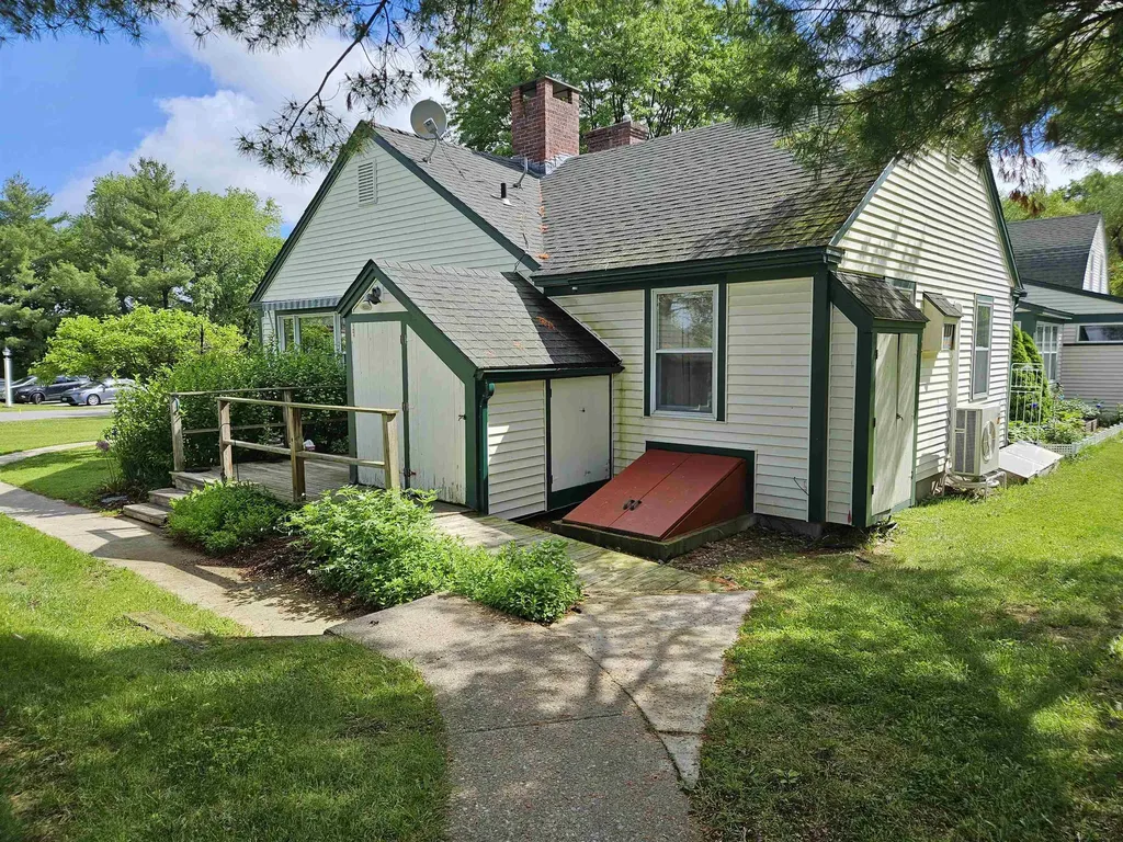 12 East Road Middlebury VT 05753