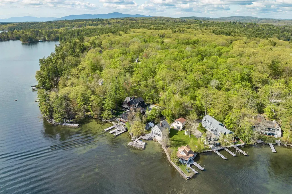 350 Sewall Road Wolfeboro NH 03894