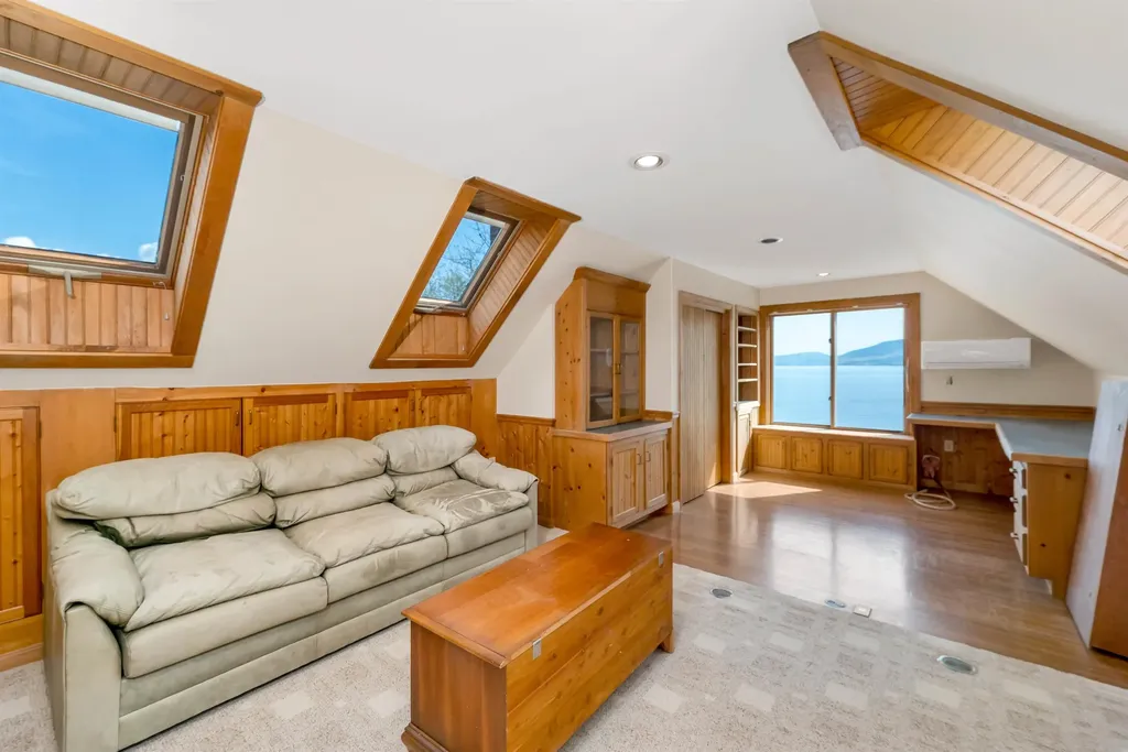 350 Sewall Road Wolfeboro NH 03894