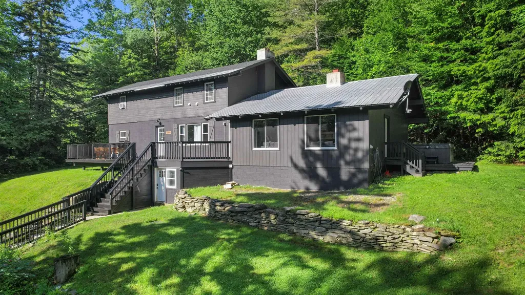 11 Waldwinkle Road Dover VT 05356