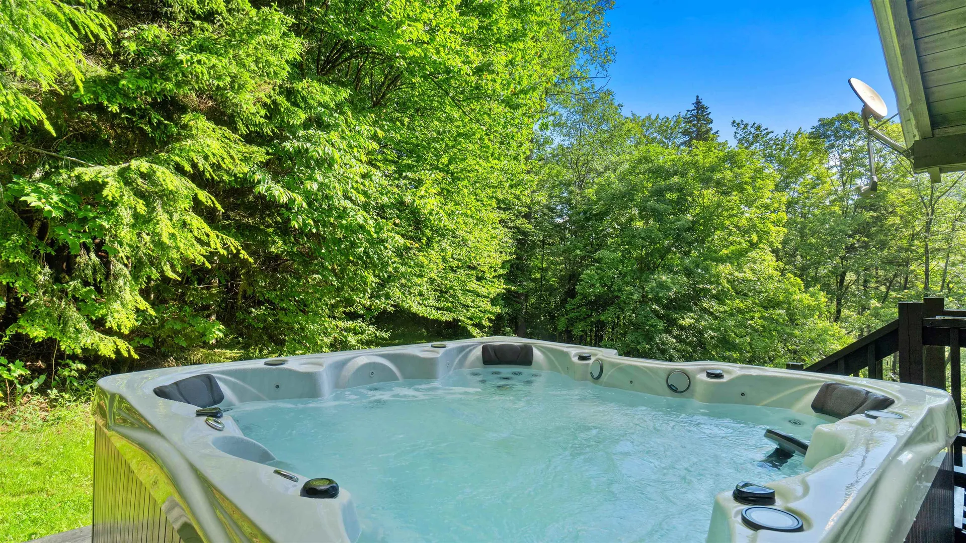 11 Waldwinkle Road Dover VT 05356