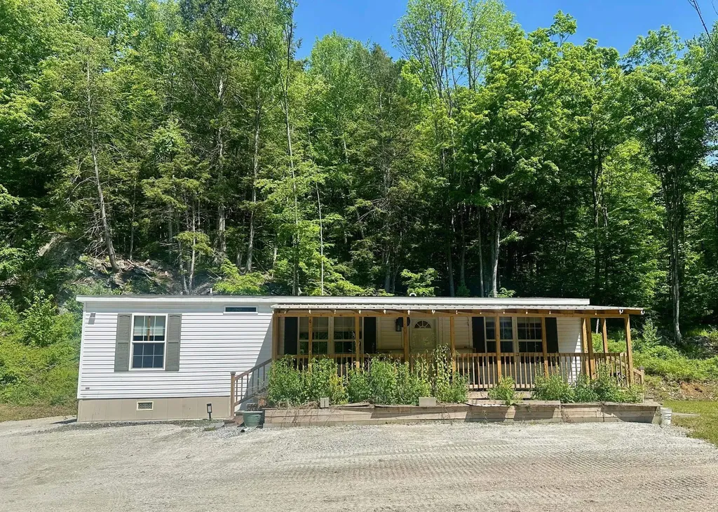 106 Vt Route 30 Jamaica VT 05343