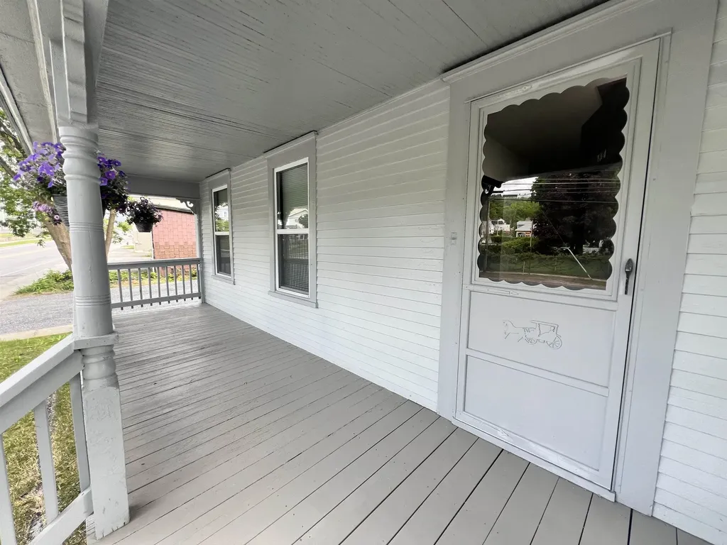 134 North Street Claremont NH 03743