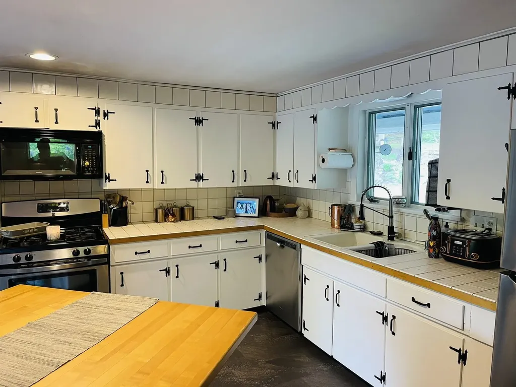 143 Cushing Drive Bethel VT 05032