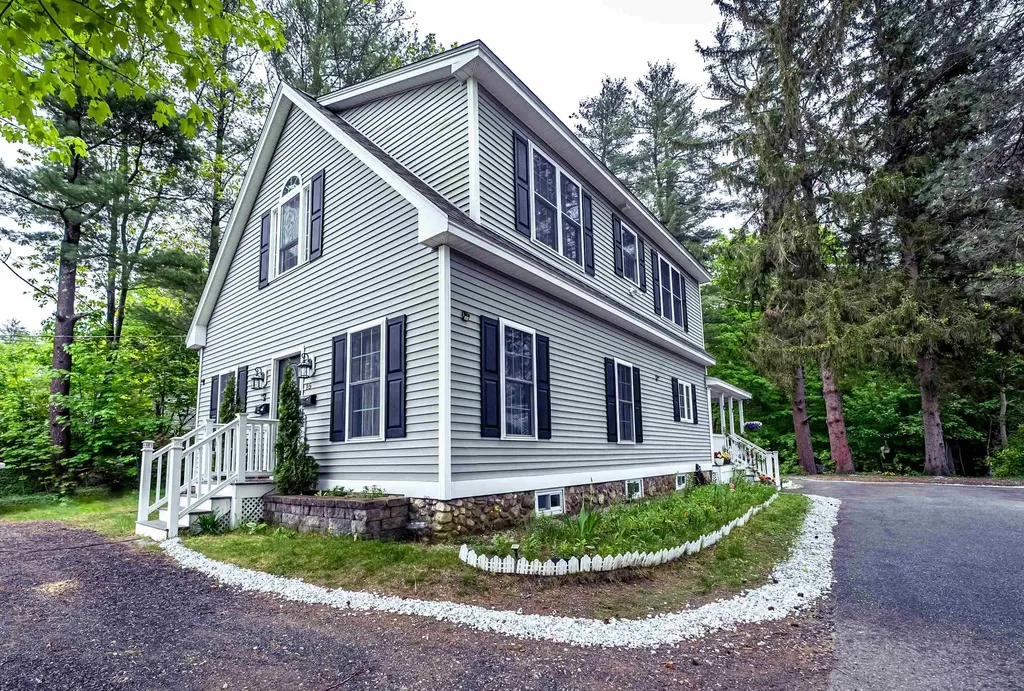 15 E Derry Road Derry, NH Real Estate Property MLS 4996431