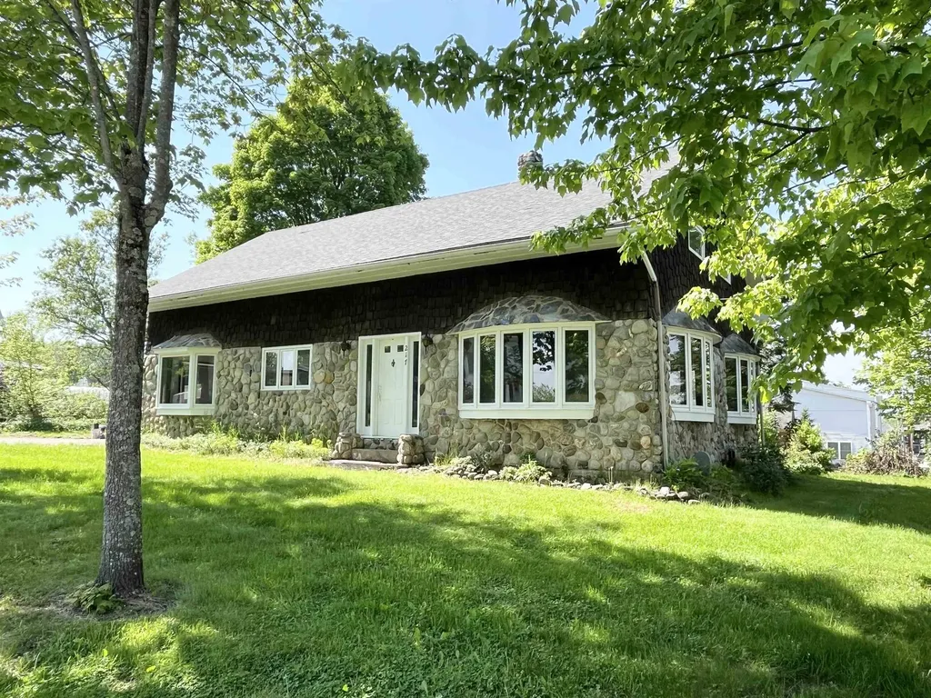 217 North Pleasant Street Troy VT 05859