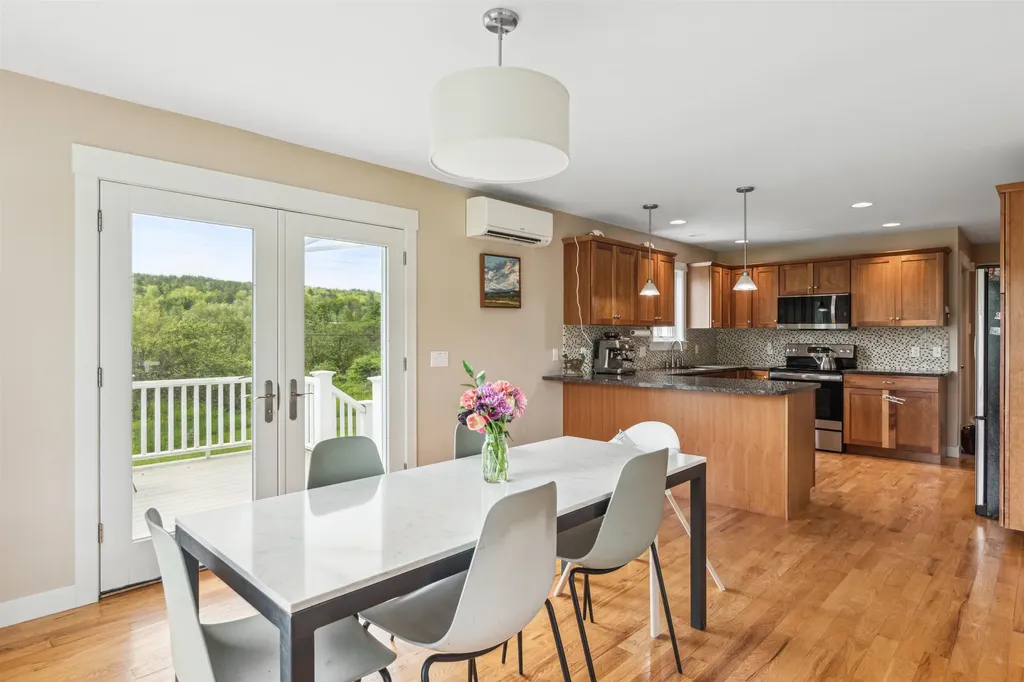 1807 Kenyon Road Richmond VT 05477