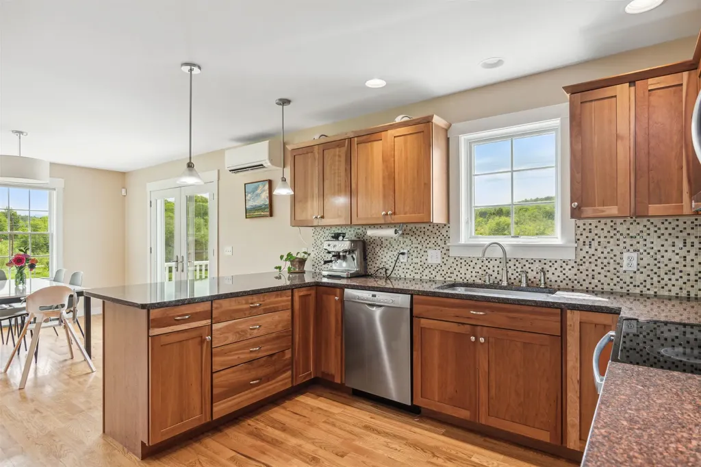 1807 Kenyon Road Richmond VT 05477