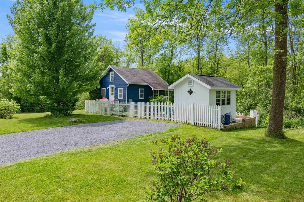 520 Little Chicago Road Ferrisburgh VT 05456
