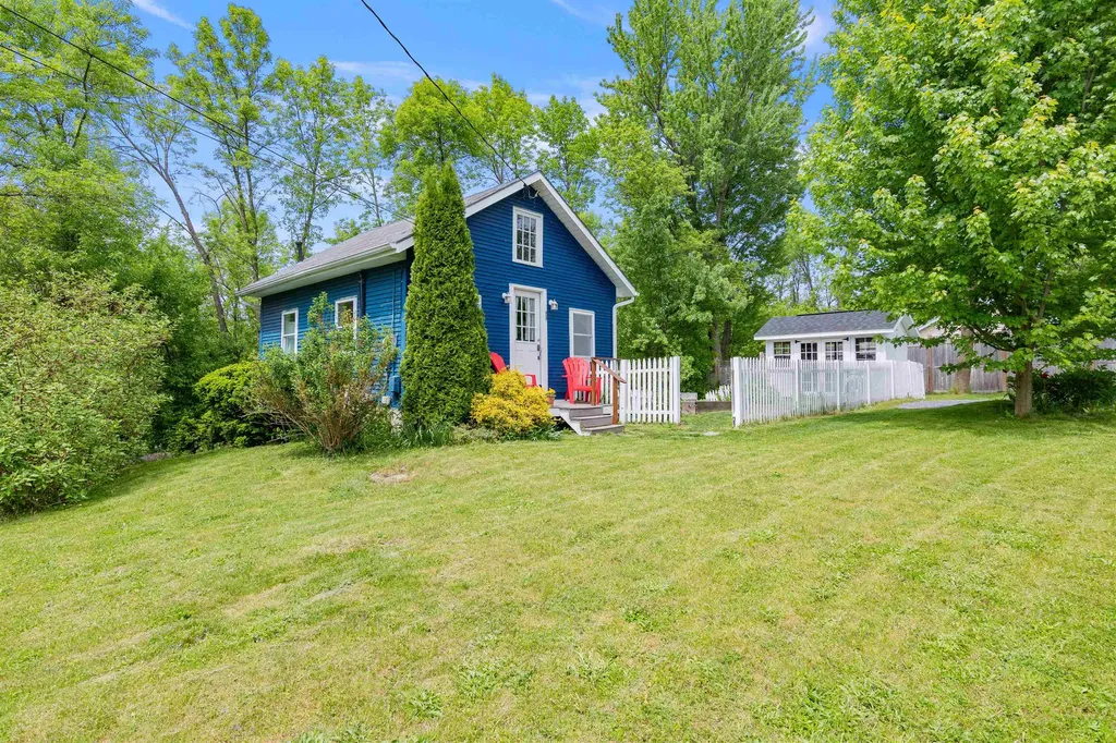 520 Little Chicago Road Ferrisburgh VT 05456