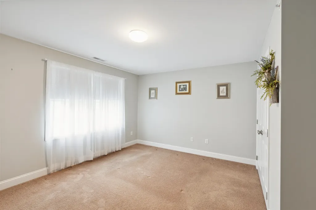 405 Southfield Lane Peterborough NH 03458