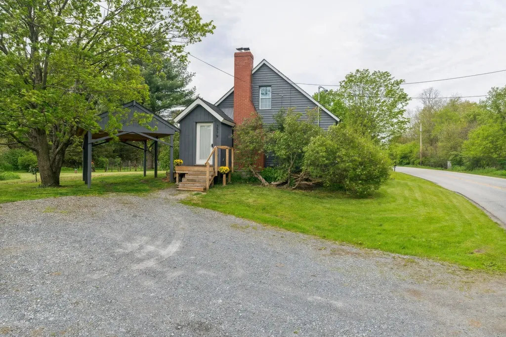 3979 River Road New Haven VT 05472