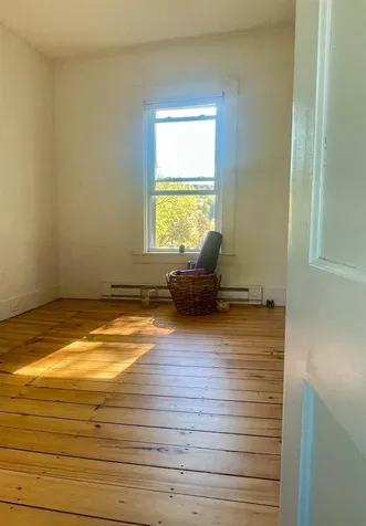 32 Greenlawn Street Keene NH 03431