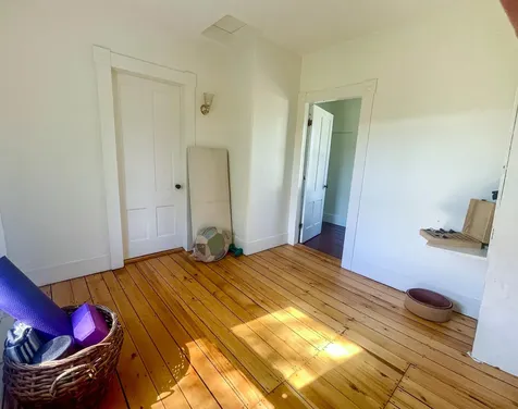 32 Greenlawn Street Keene NH 03431