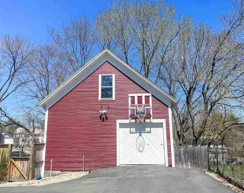 32 Greenlawn Street Keene NH 03431