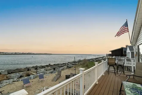 3 Thornton Street Hampton NH 03842