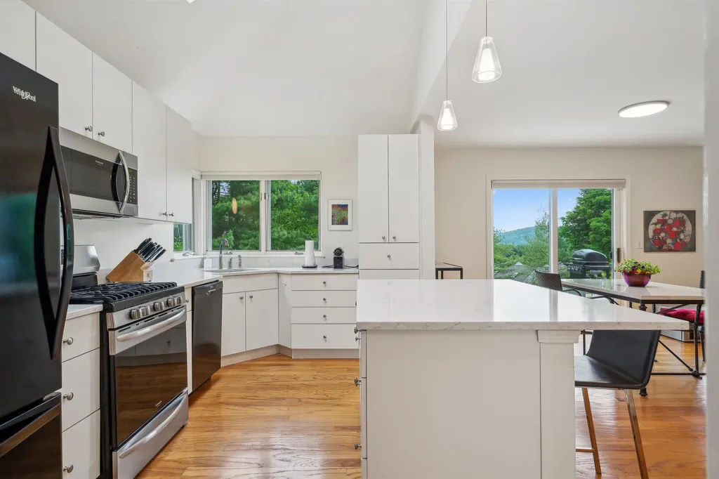 18 Sterling Springs Drive Hartford VT 05001