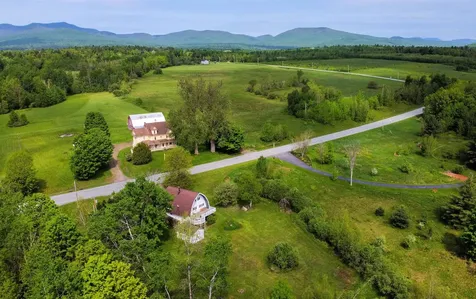 1423 Vt Route 101 Troy VT 05859