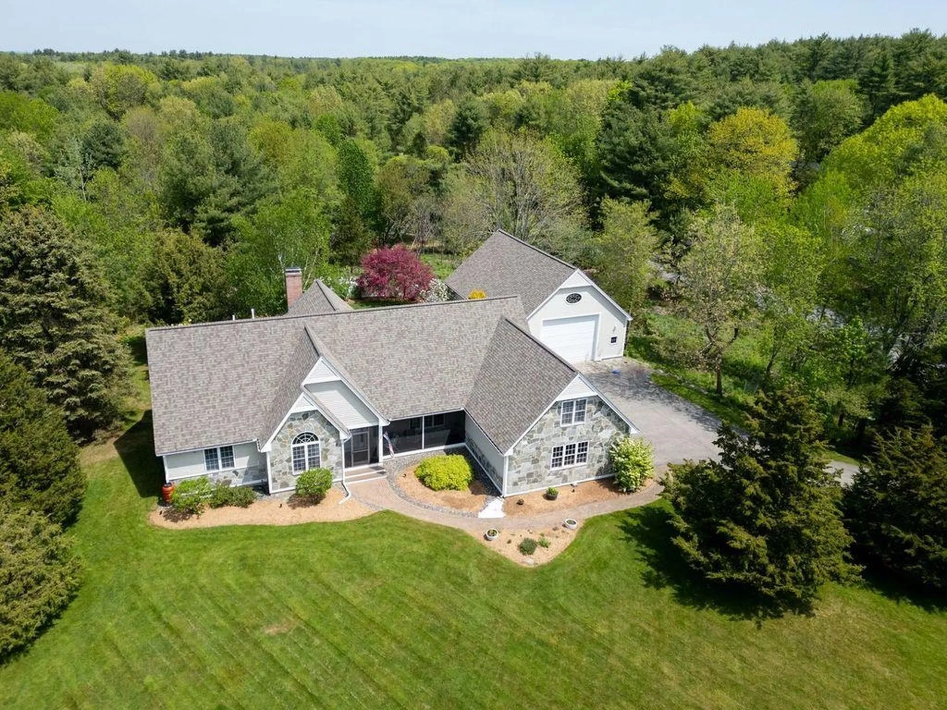8 Red Fox Road North Hampton NH 03862