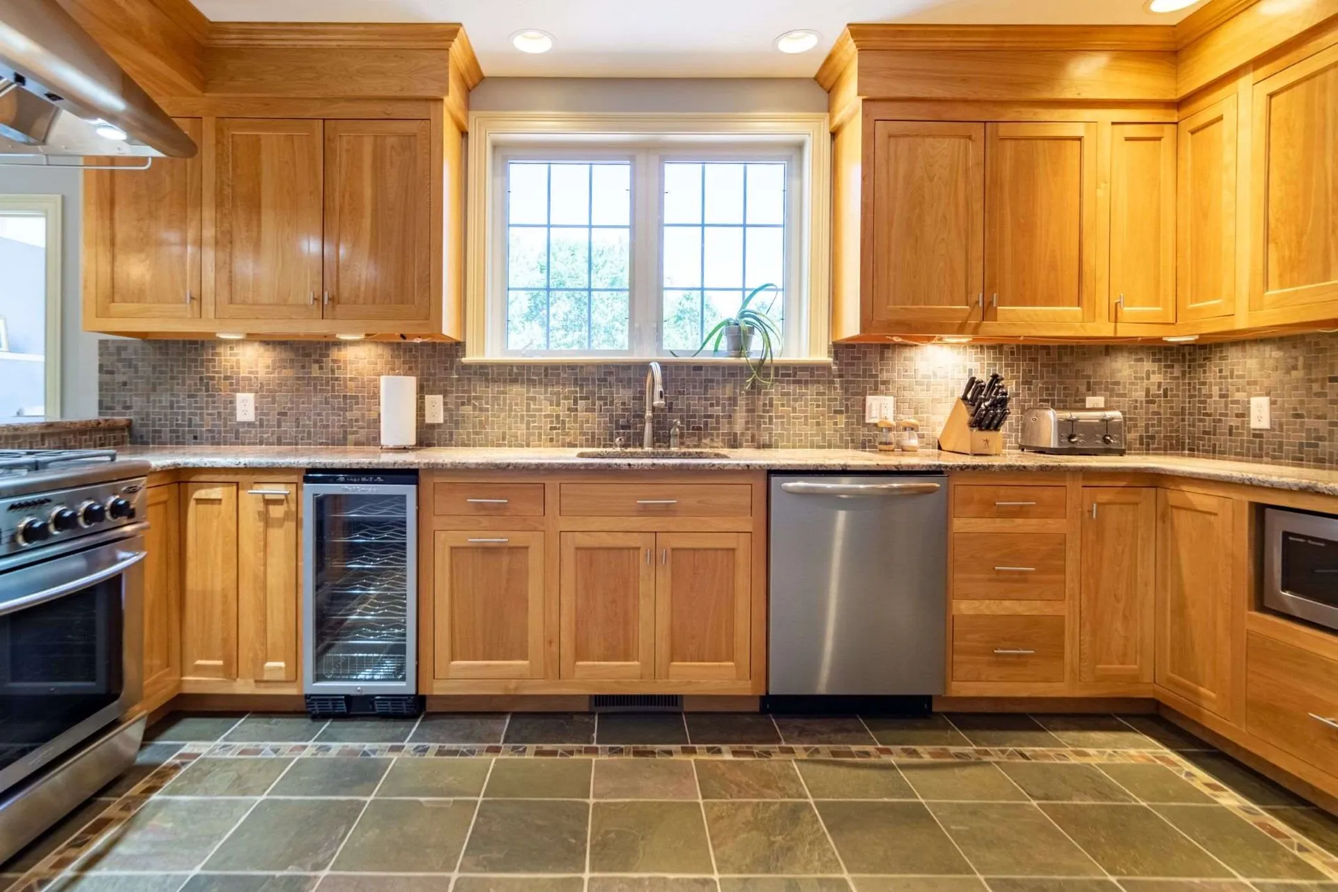 8 Red Fox Road North Hampton NH 03862