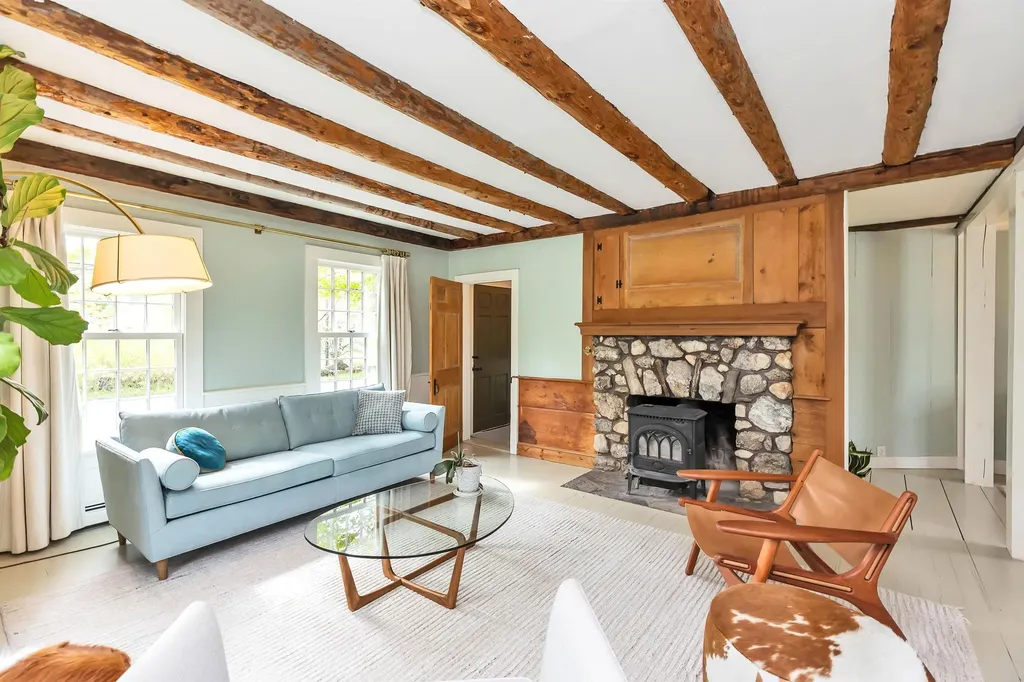 248 Spring Hill Road Sharon NH 03458