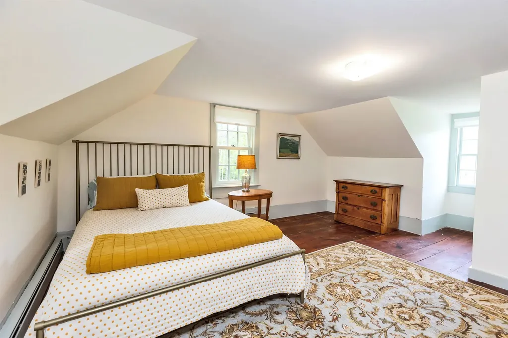 248 Spring Hill Road Sharon NH 03458