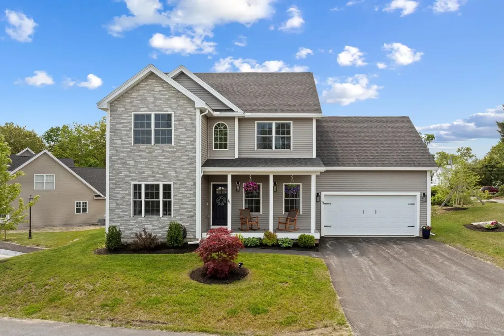 11 Sable Way Manchester NH 03102