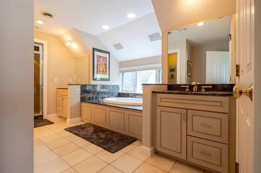 6 Mountain Farm Road Bow NH 03304