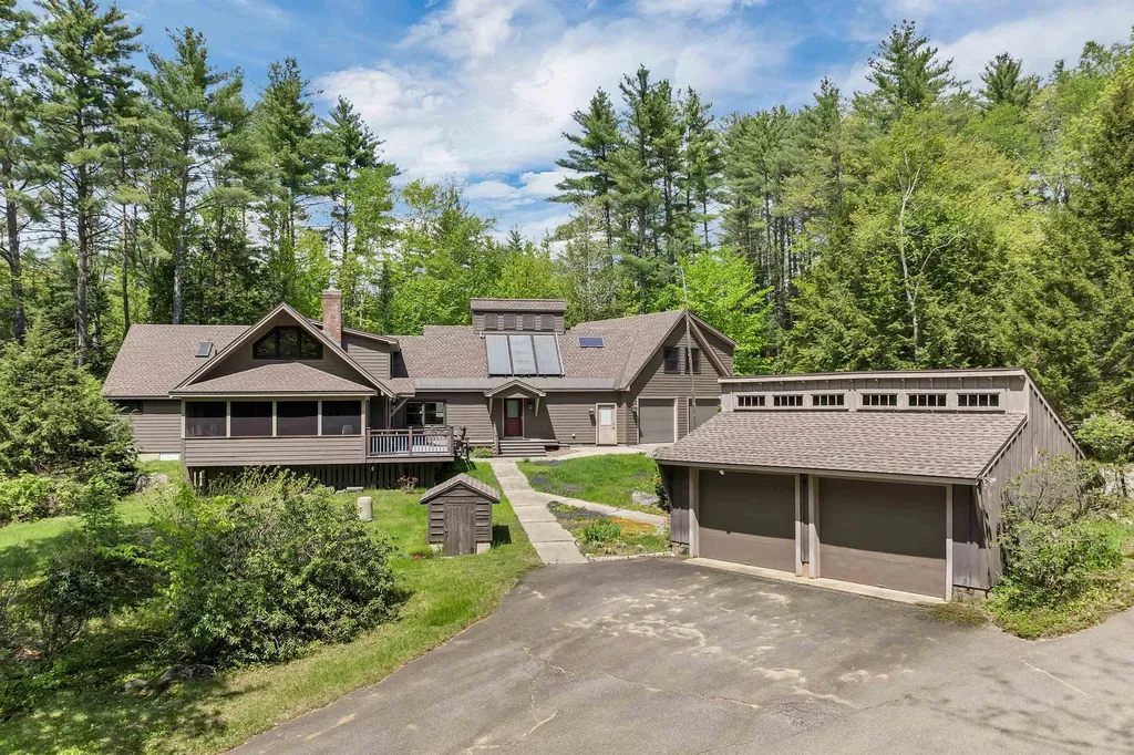 26 N Mayhew Turnpike Hebron NH 03241