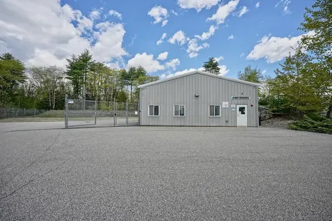 5 Infinity Drive Raymond NH 03077