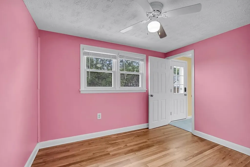 15 Pine Street Merrimack NH 03054