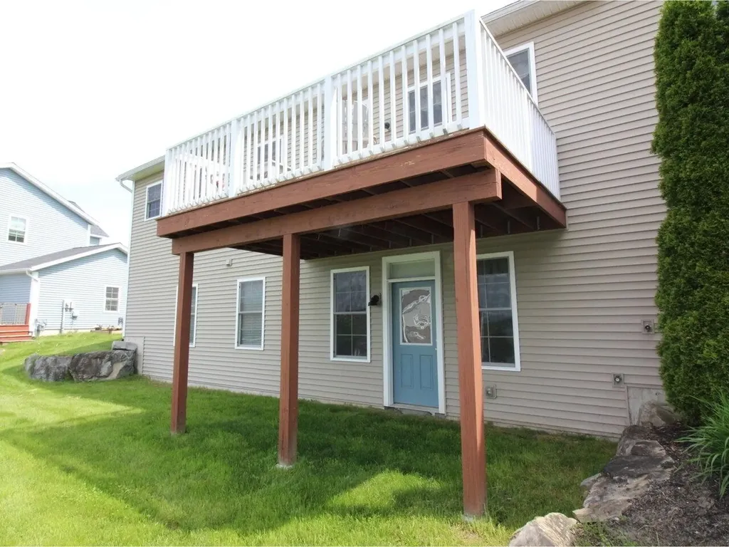 25 Barberry Lane Hinesburg VT 05461