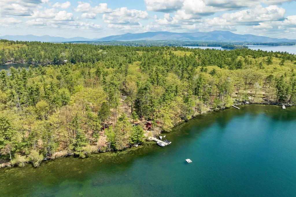 369 Bear Island Meredith NH 03253