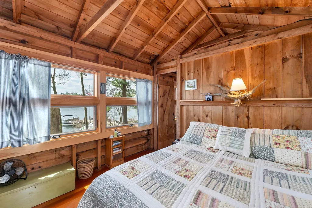 369 Bear Island Meredith NH 03253
