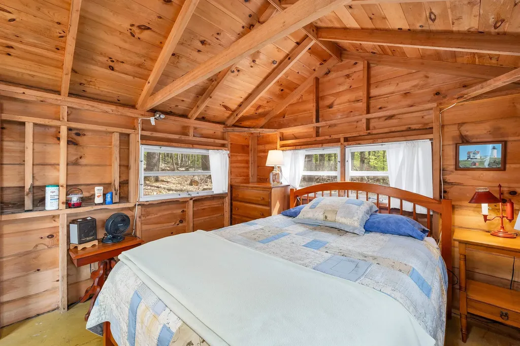 369 Bear Island Meredith NH 03253